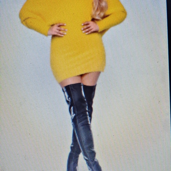 NEW BRIGHT YELLOW ASYMMETRICAL FUZZY SWEATER - Picture 5 of 5